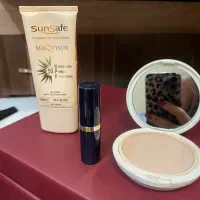 لوازم آرایش استفاده شده معتبرودستگاه پاکسازی پوست