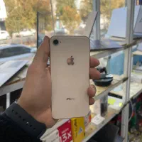 آیفون ۸