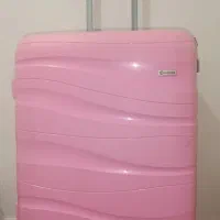 چمدان نشکن سایز متوسط صورتی