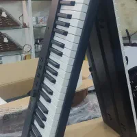 پیانو آکوستیک و دیجیتال و تاشو
