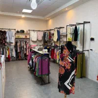 فروش وسایل کامل مغازه پوشاک زنانه به دلیل مهاجرت