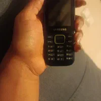 گوشی سامسونگ ساده