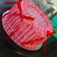 کیک روز زن مهلت سفارش فقط تا فردا