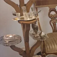 ویترین دختری با وسایل کاملش