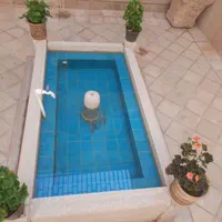 اجاره روزانه/هفتگی/ منزل دربست محله اسحاق بیگ ا|اجارهٔ کوتاه‌مدت آپارتمان و سوئیت|شیراز, شاهچراغ|دیوار