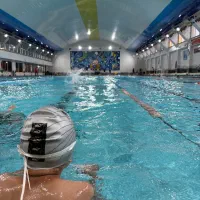 اموزش شنا،اب درمانی،ورزش و فیتنس در اب،چربی سوزی