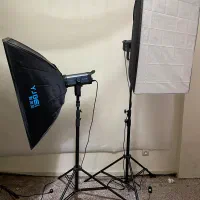 ویدیو لایت پایه‌دار با سافت‌باکس مناسب تولید محتوا