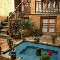 ملک کلنگی ۴۰۰متری بر اصلی