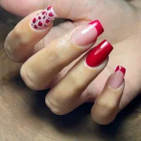 آموزش و خدمات کاشت ناخن با سابقه کار در کیش|خدمات آموزشی|کرج, حسین‌آباد|دیوار