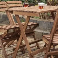 میز و صندلی چوبی تاشو