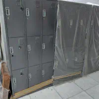 کمدفلزی کد۵۰۰میز۶۵ صندلی کد۷۰