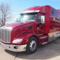 راننده تریلی ماک