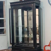 بوفه خط و خش جزیی آینه و شیشه سالم