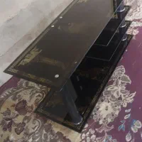 میز تلوزیون شیشی طرح هخامنشی درحد نو وسالم