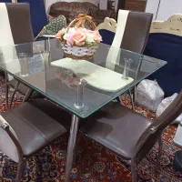 میز ناهارخوری چهارنفره