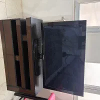 تلوزیون با میزش