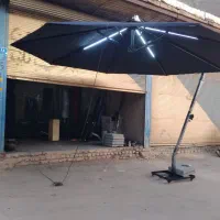 چتر پایه کنار سایبان پایه وسط