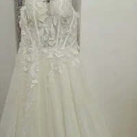 عرض ادب لباس عروس بسیار زیبا و ش‌یک|لباس|فردیس, شهرک هفده شهریور|دیوار