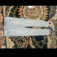 شلوار لی کلا دو بار پوشیده