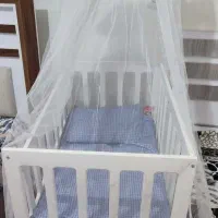 گهواره چوبی متحرک