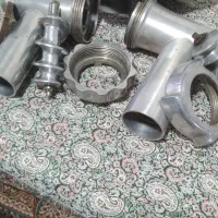 یک جفت لوازمات چرخ گوشت
