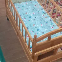 تخت نوزاد گهواره ای|تخت و سرویس خواب|رشت, انصاری|دیوار