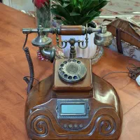 تلفن رومیزی کلاسیک