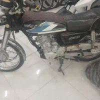 هوندا 125 مدارک کامل بایک سال بیمه میبد میباشد