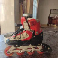 کفش اسکیت با وسایل ایمنی