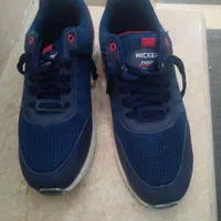 کفش ورزشی و چرم و کوهنوردی|کیف، کفش، کمربند|اراک, |دیوار