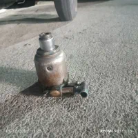 جک اتوبوسی 20 تنی