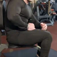 ارائه برنامه های تمرینی و غذایی و ماساژ درمانی