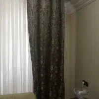 دوعدد دستک پرده با بارچه مرغوب با چوب پرده