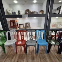 میز و صندلی طرح شهروز پلاستیکی