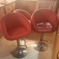 دو عدد صندلی جک دار  چرمی سالم و تمیز