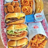 استخدام نیروی حرفه ای سوخاری/پیتزا زن