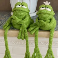 قوری دست و پا دراز