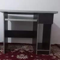 میز کامپیوتر