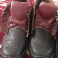 دو جفت کفش ایمنی سایز۴۳ نو۷۰۰هزار