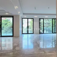۲۲۱متر تکواحدی، دیپلمات نشین، تهاتر باواحد کوچکتر