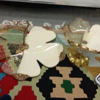 شیرینی و شکلات خوری رزین