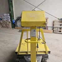 باسکول ۷۰۰ کیلویی اعتماد|ابزارآلات|آمل, |دیوار