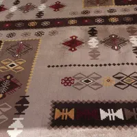 گلیم فرش نه متری