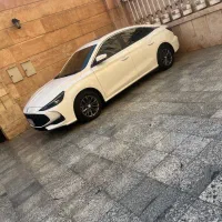 MG2025