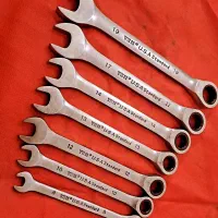 جعبه بکس و آچارهای استوک وارداتی|ابزارآلات|قم, هنرستان|دیوار