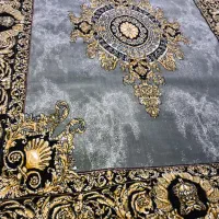 ۲تا فرش ۱۲متری۷۰۰شانه تراکم ۲۱۰۰ به فروش می‌رسد