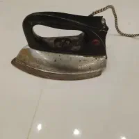 اتو قدیمی سالم