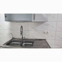 سینک ظرفشویی و شیر آب