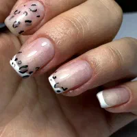 تخفیف خدمات ناخن در صومعه سرا|خدمات آرایشگری و زیبایی|صومعه‌سرا, |دیوار