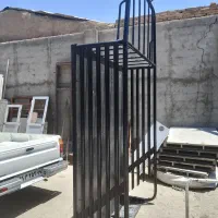 یک عدد باربند وکفی مبلی ماشین مزدا یا کارا